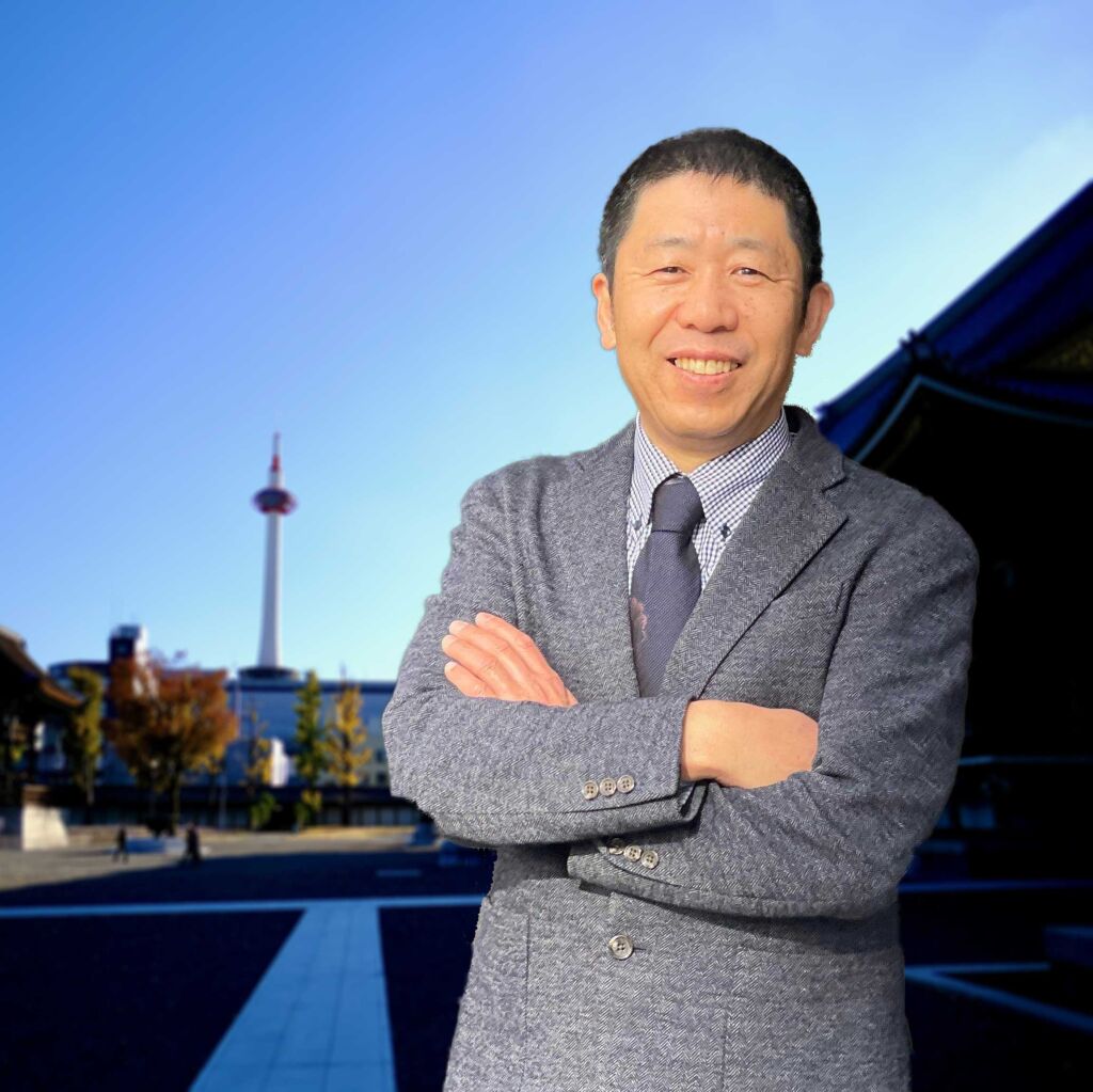 代表取締役　山﨑博之