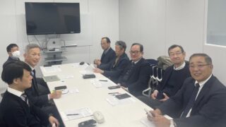 毎週月曜日開催社内勉強会